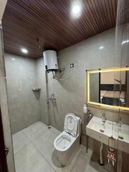 JSR Villa, Maggie Point
